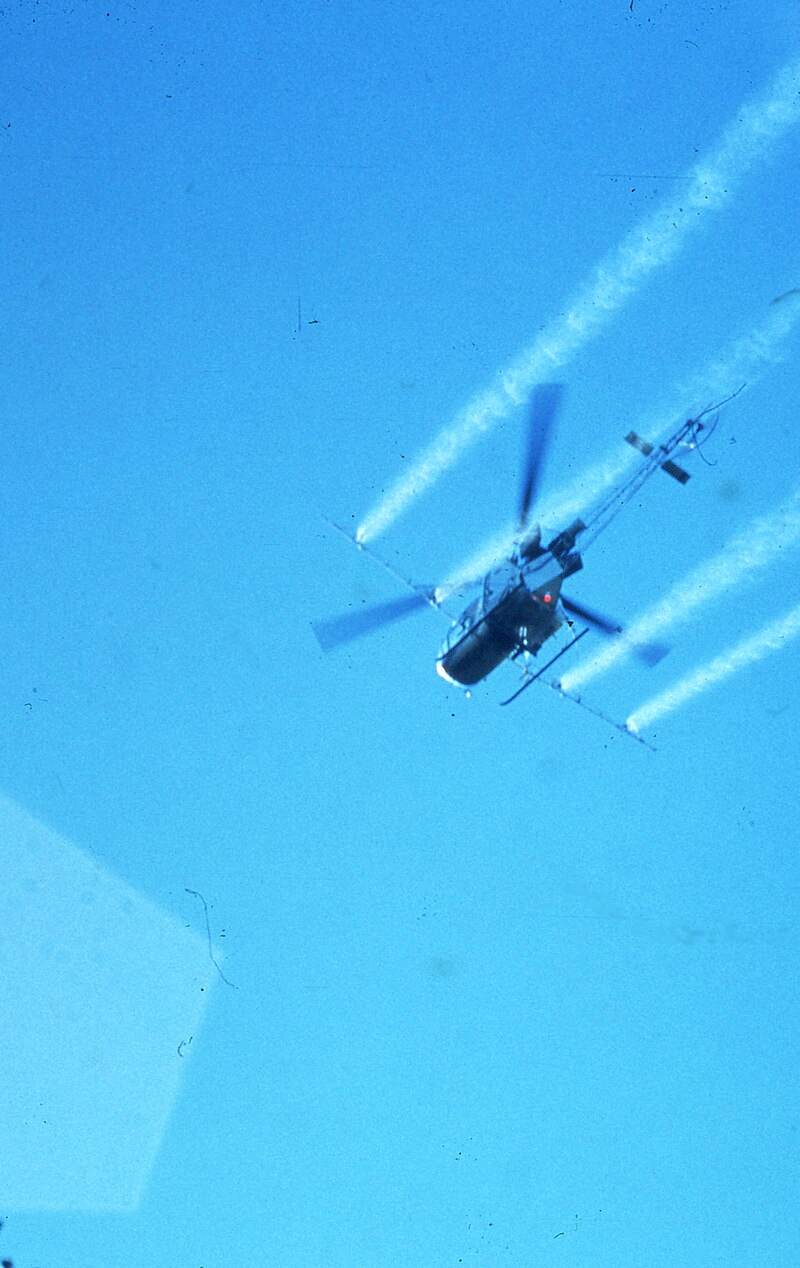 N47276 - Helicopter