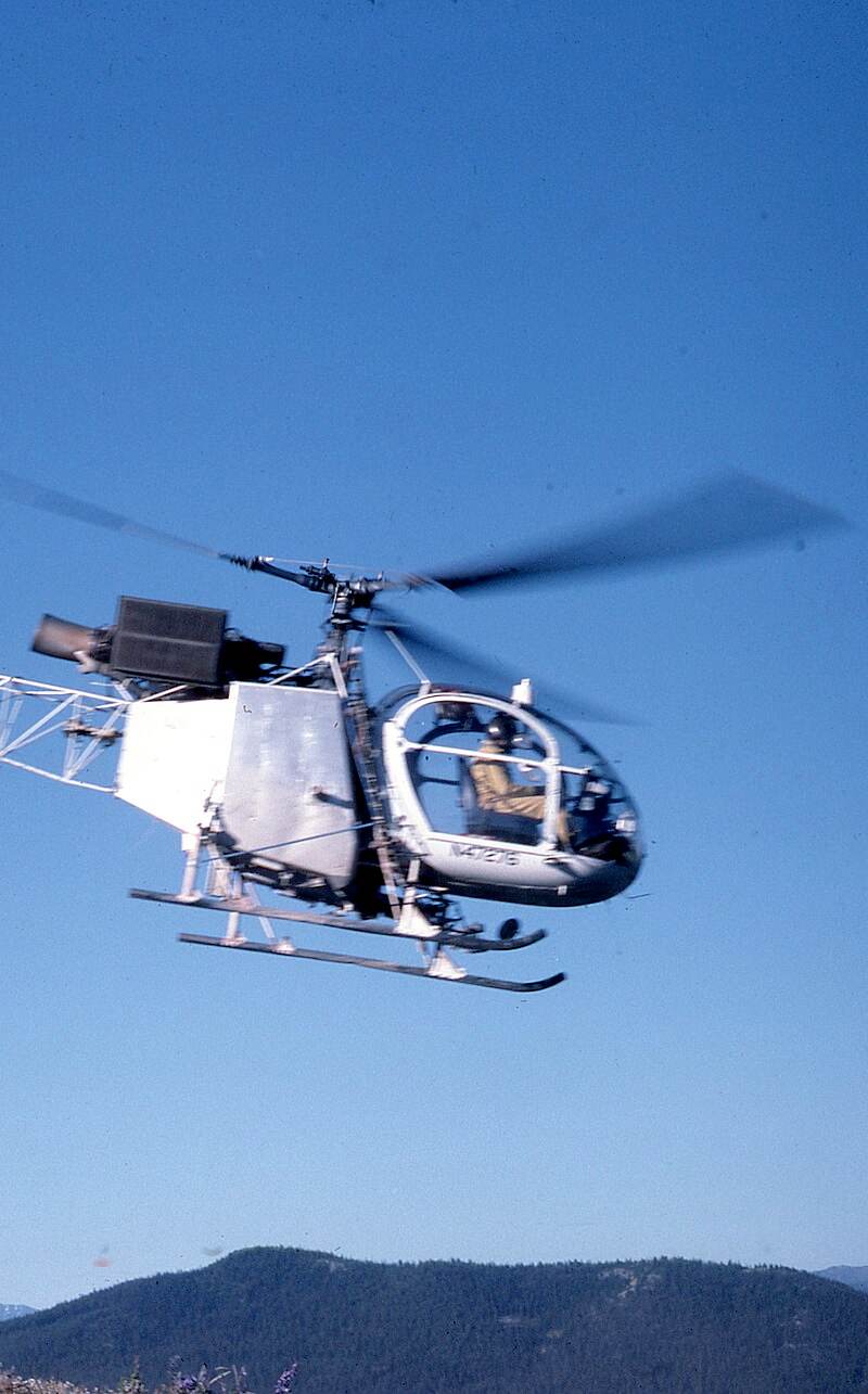 N47276 - Helicopter