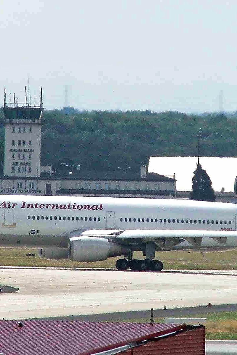 N49082 - Aircraft
