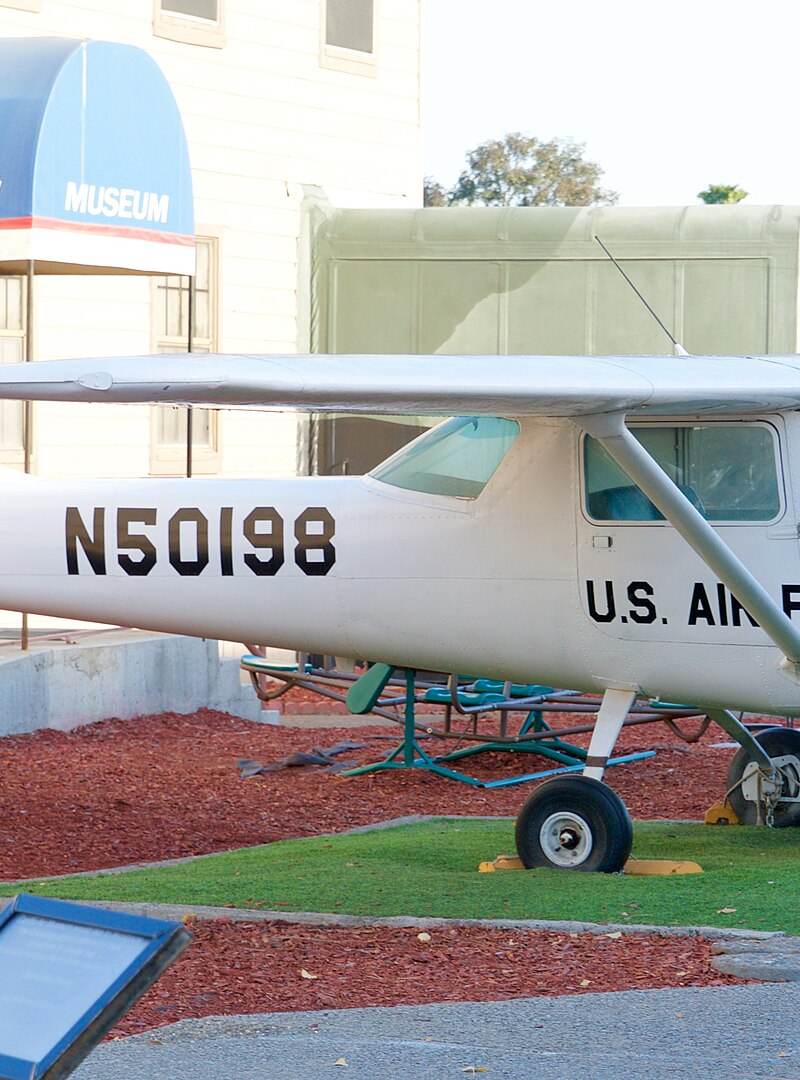 N50198 - Single-engine aircraft