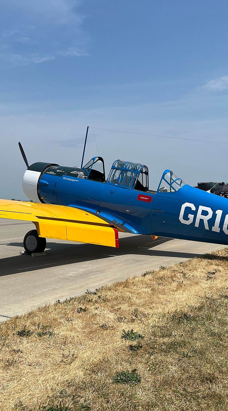 N52411 - Single-engine aircraft