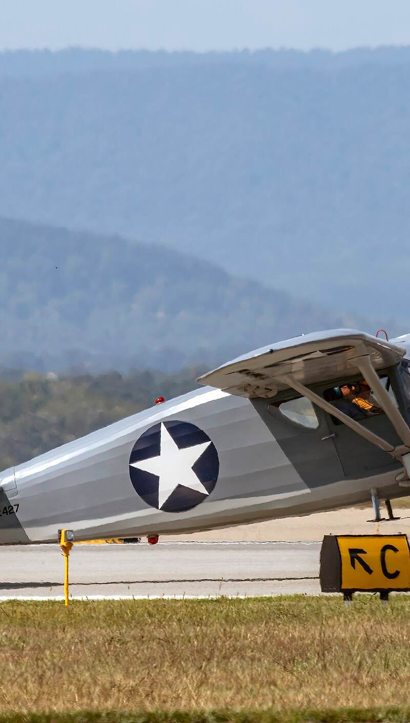 N52427 - Single-engine aircraft