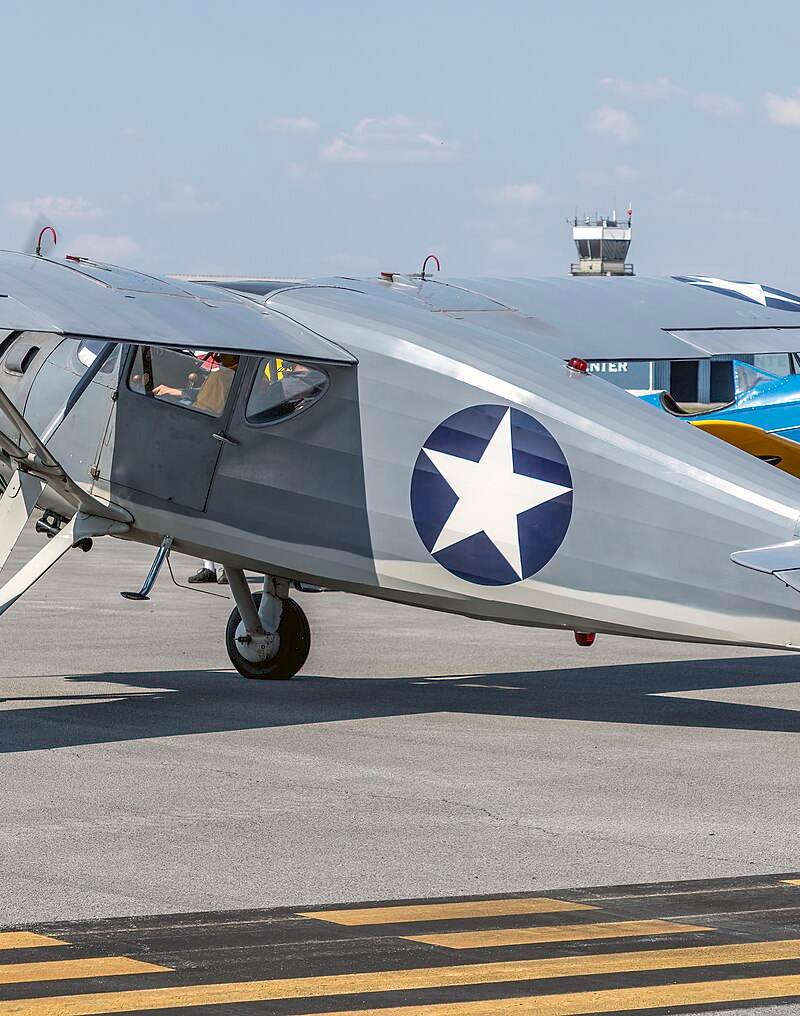 N52427 - Single-engine aircraft