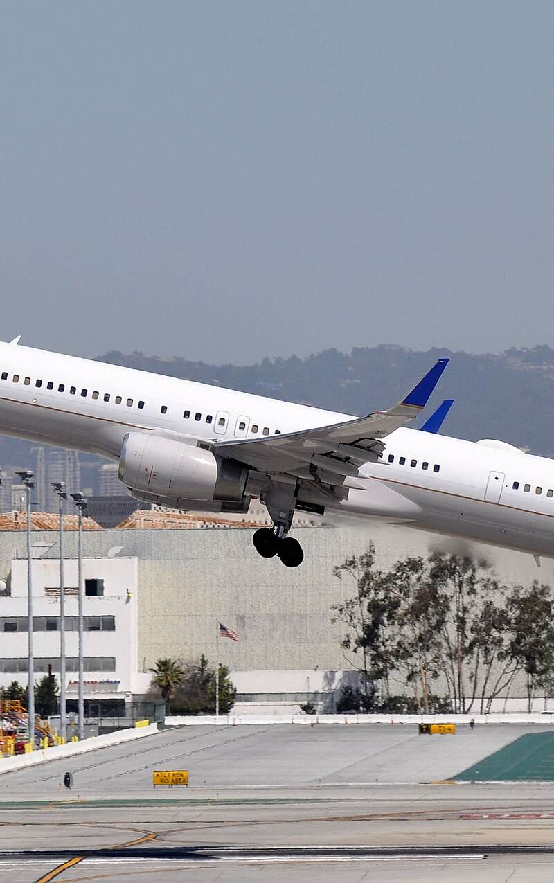 N57870 - Boeing