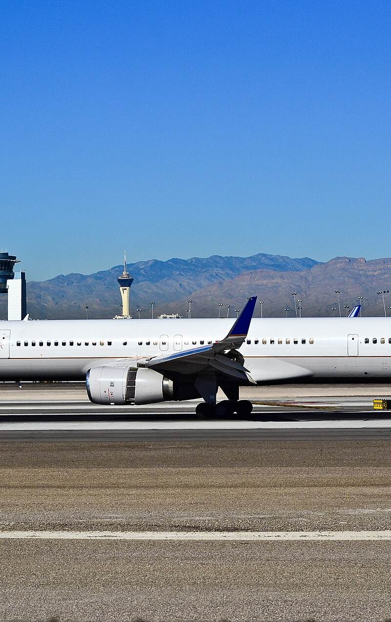 N57870 - Boeing