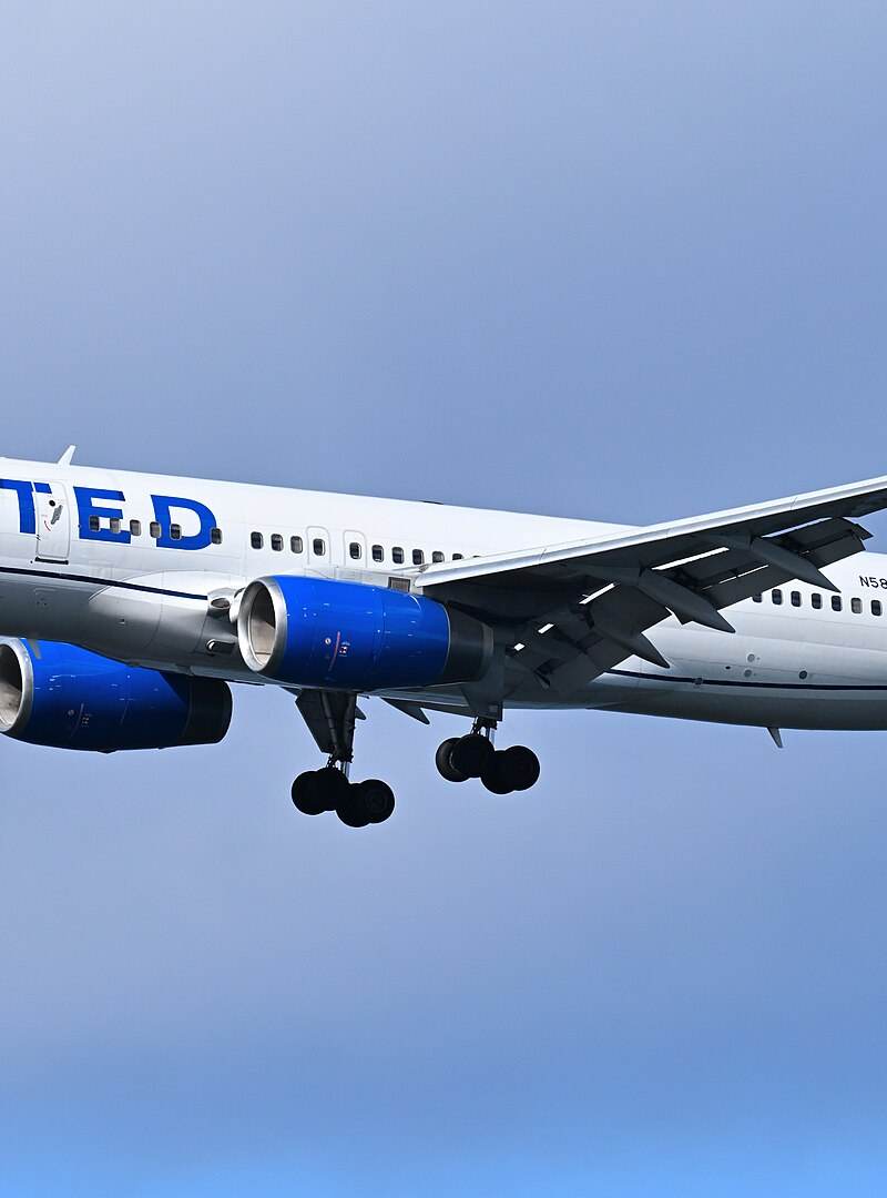 N58101 - Twin-engine aircraft