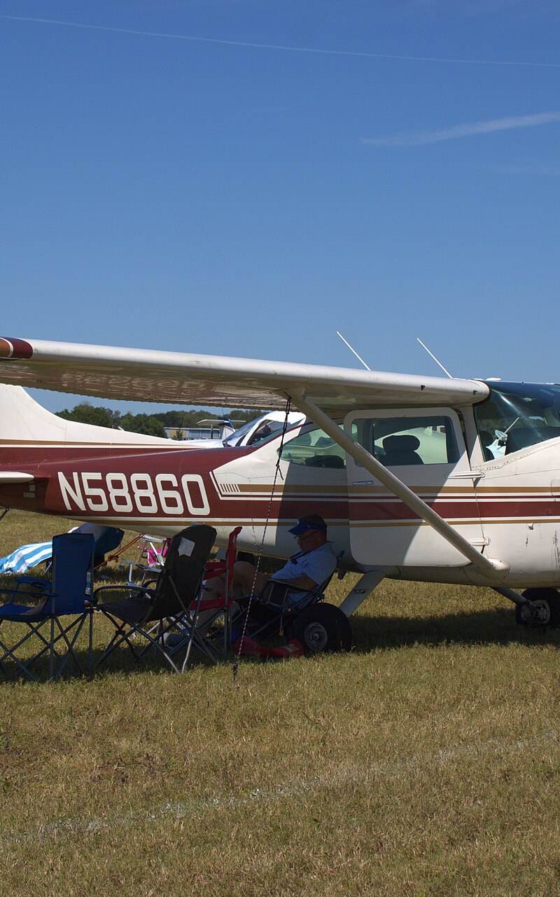 N58860 - Single-engine aircraft