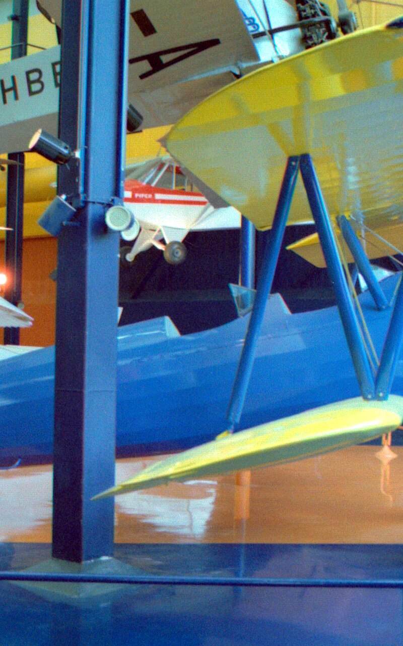 N61053 - Single-engine aircraft