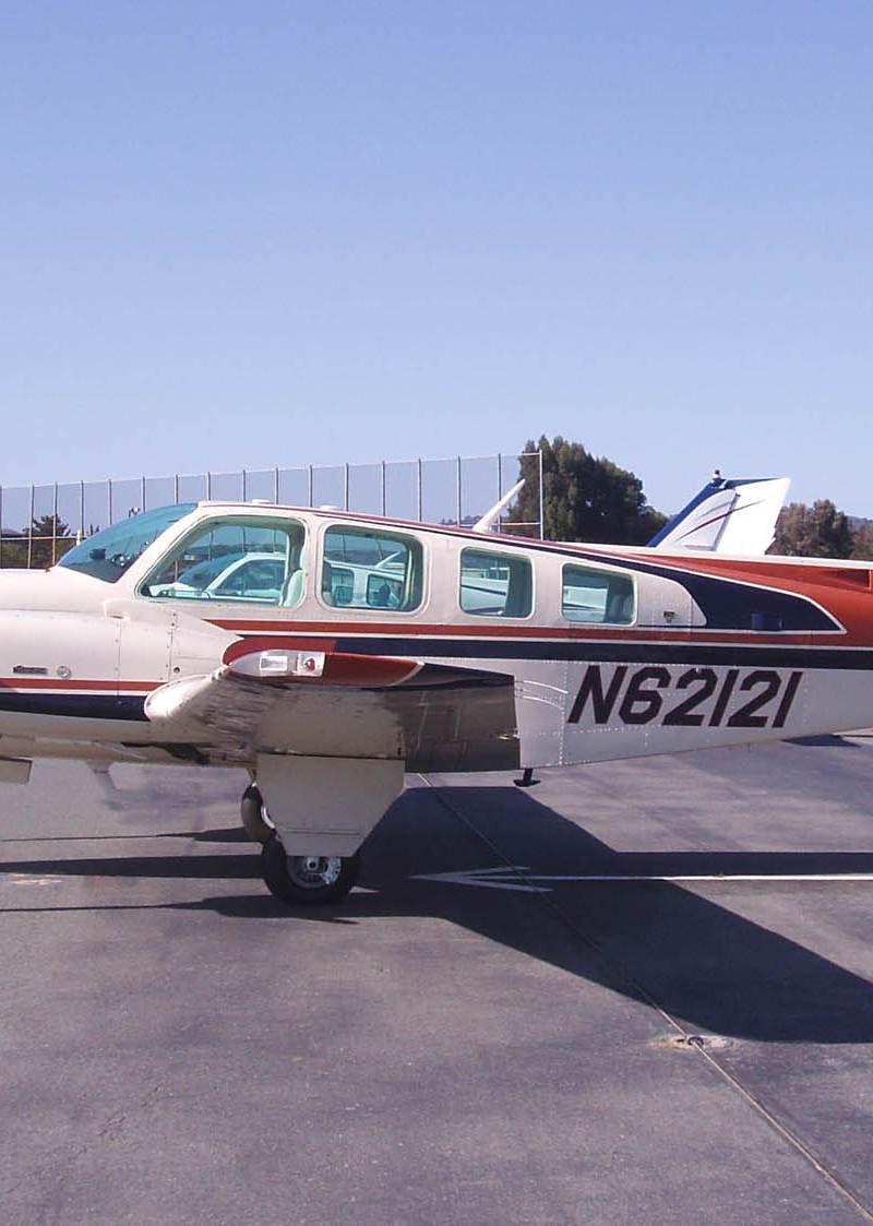 N62121 - Twin-engine aircraft