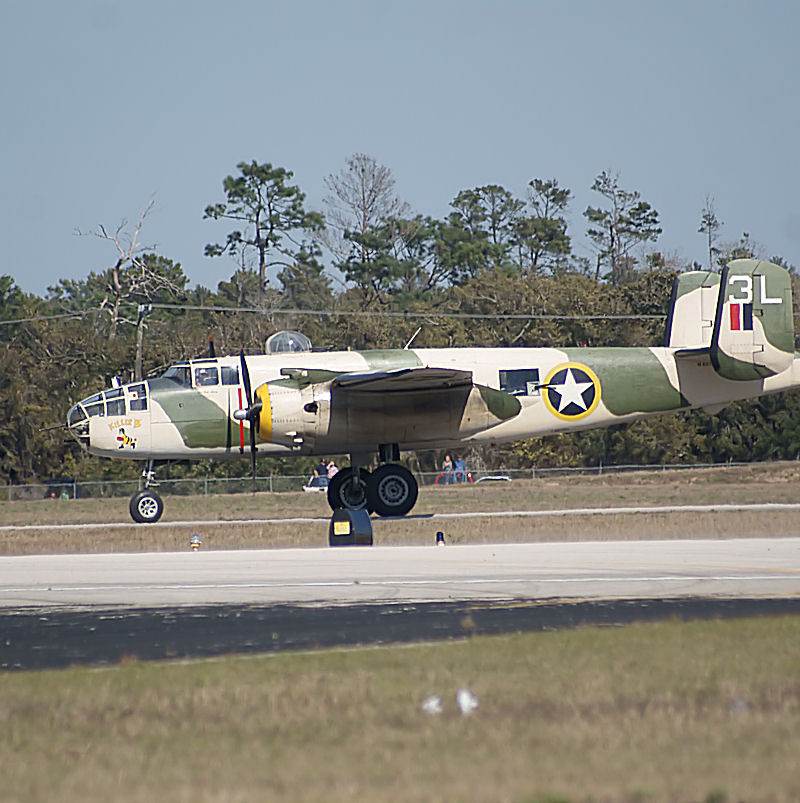  - Twin-engine aircraft