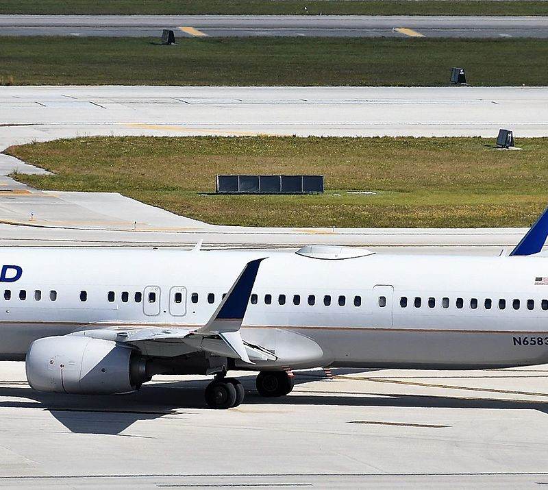 N65832 - Boeing