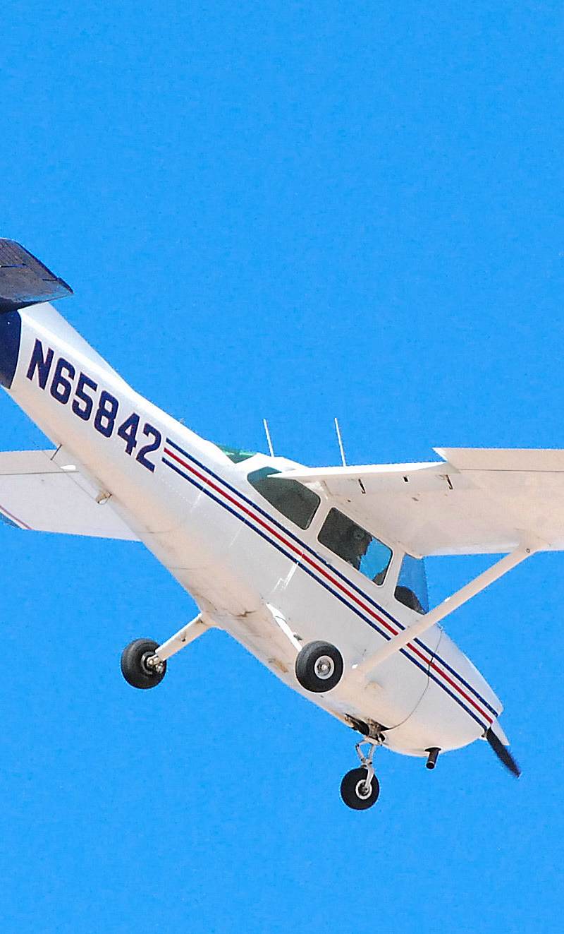N65842 - Single-engine aircraft