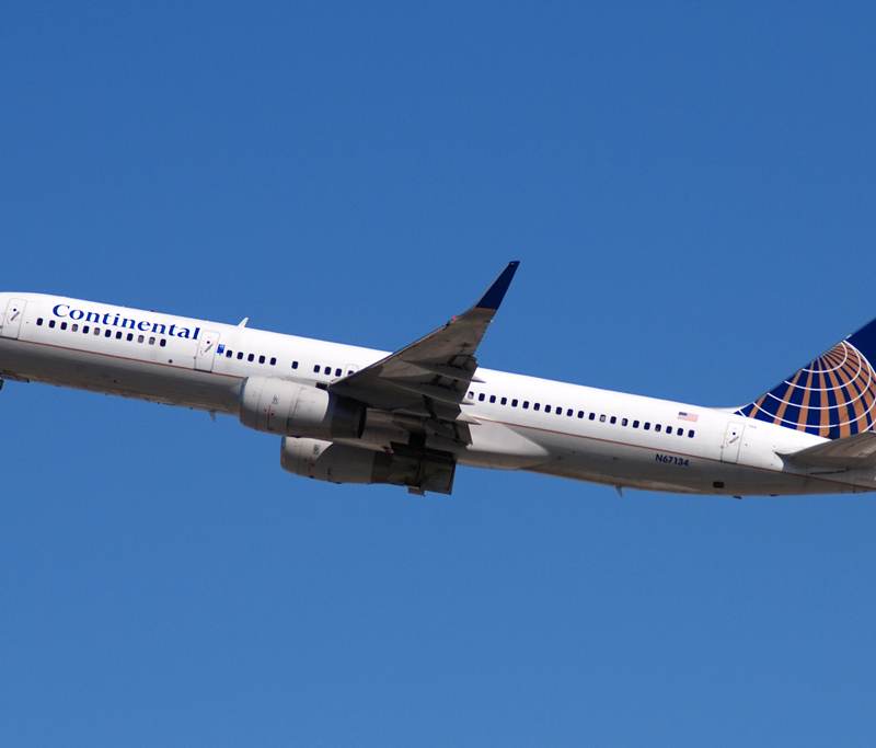 N67134 - Twin-engine aircraft