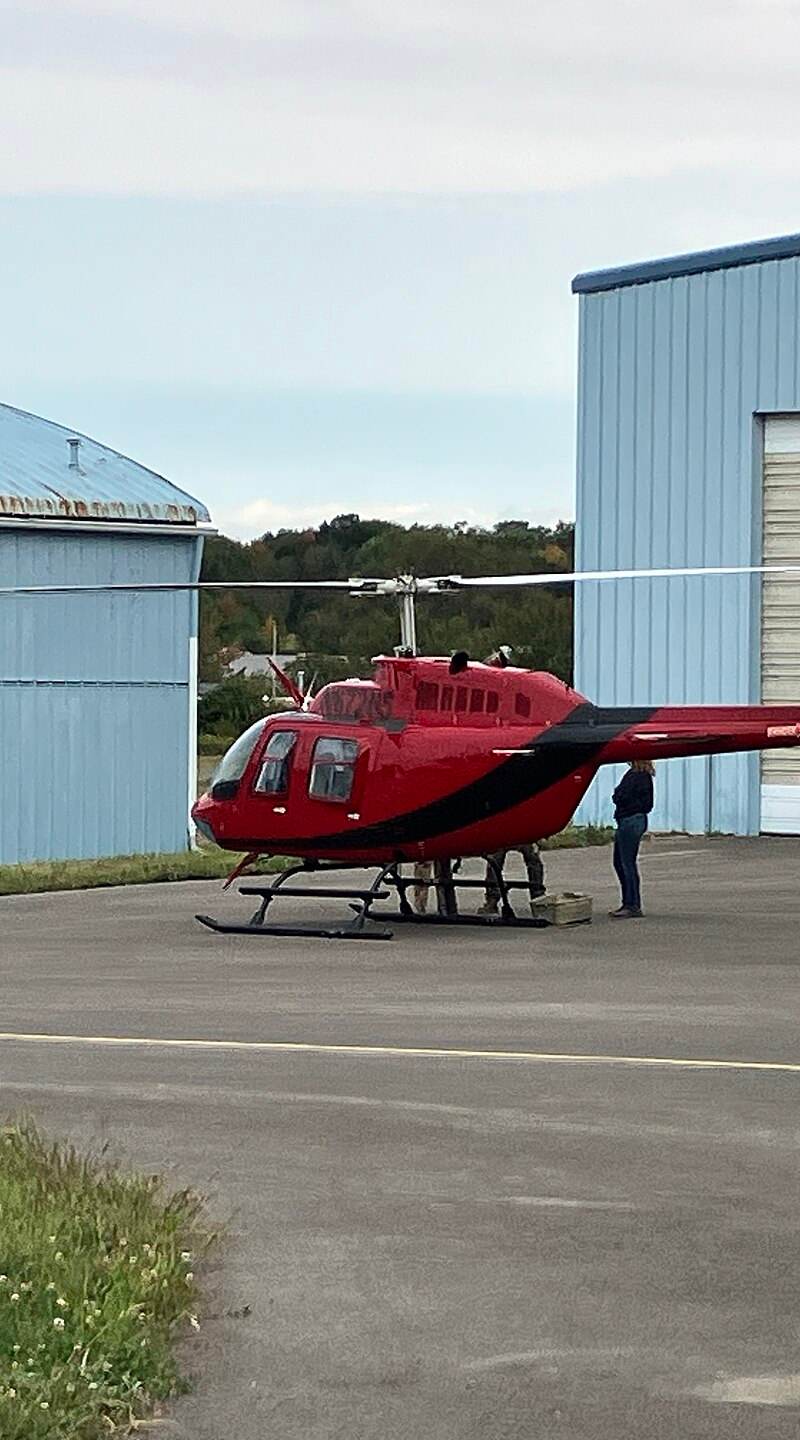 N67265 - Helicopter