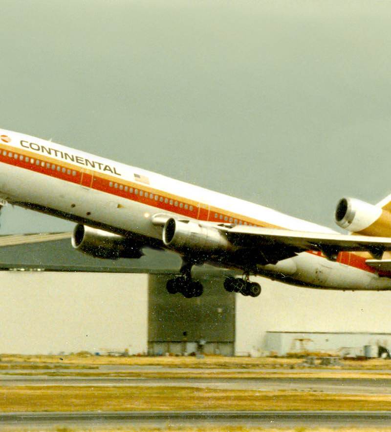 N68043 - Aircraft