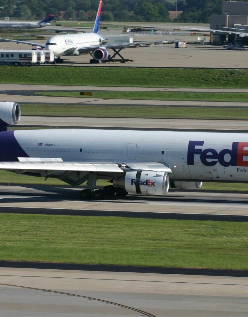 N68052 - Aircraft