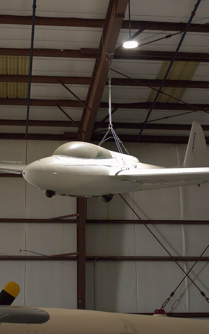N68581 - Glider