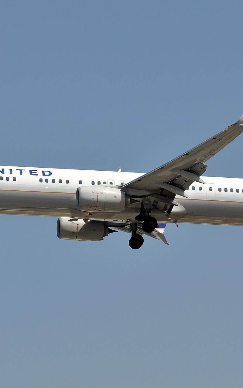 N68823 - Boeing
