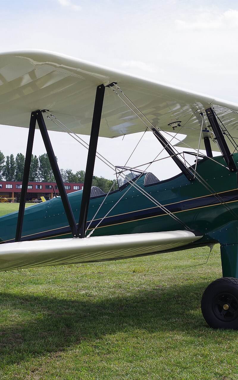 N68831 - Aircraft