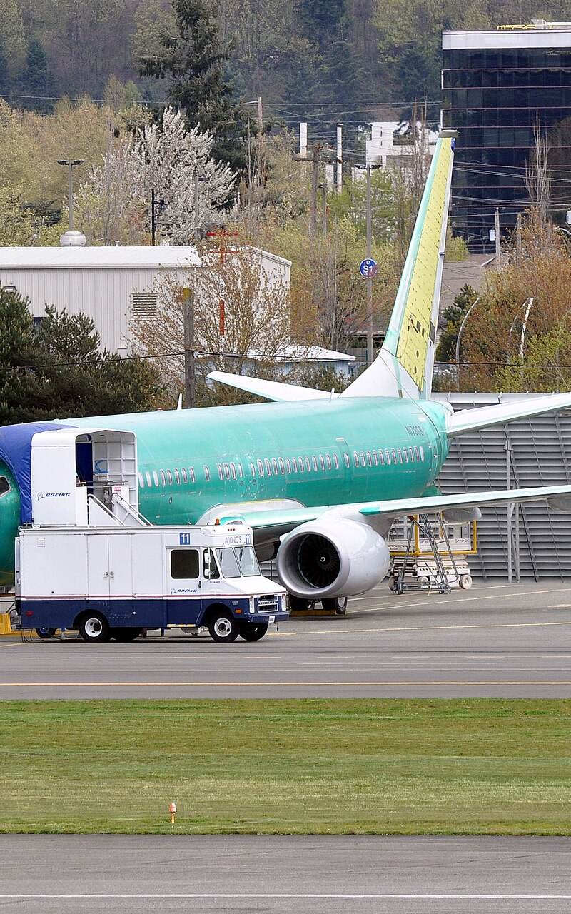 N68880 - Boeing