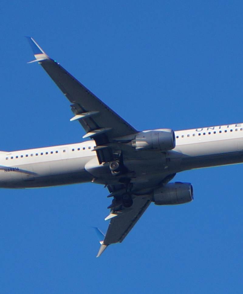 N69816 - Boeing