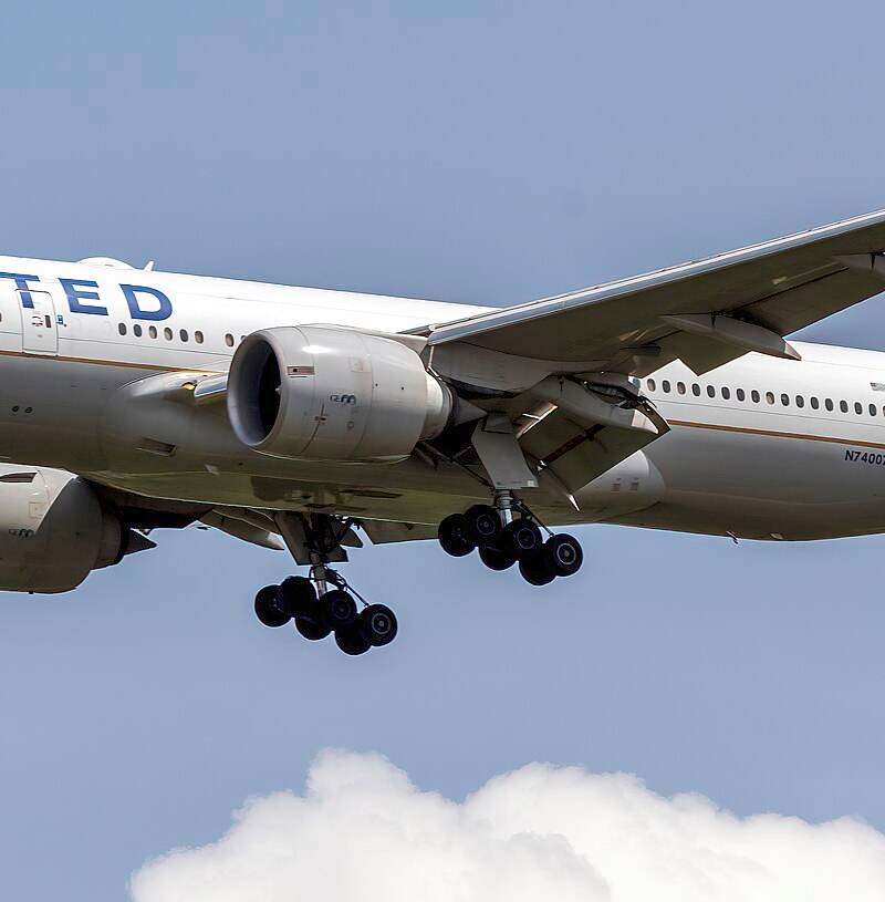 N74007 - Boeing