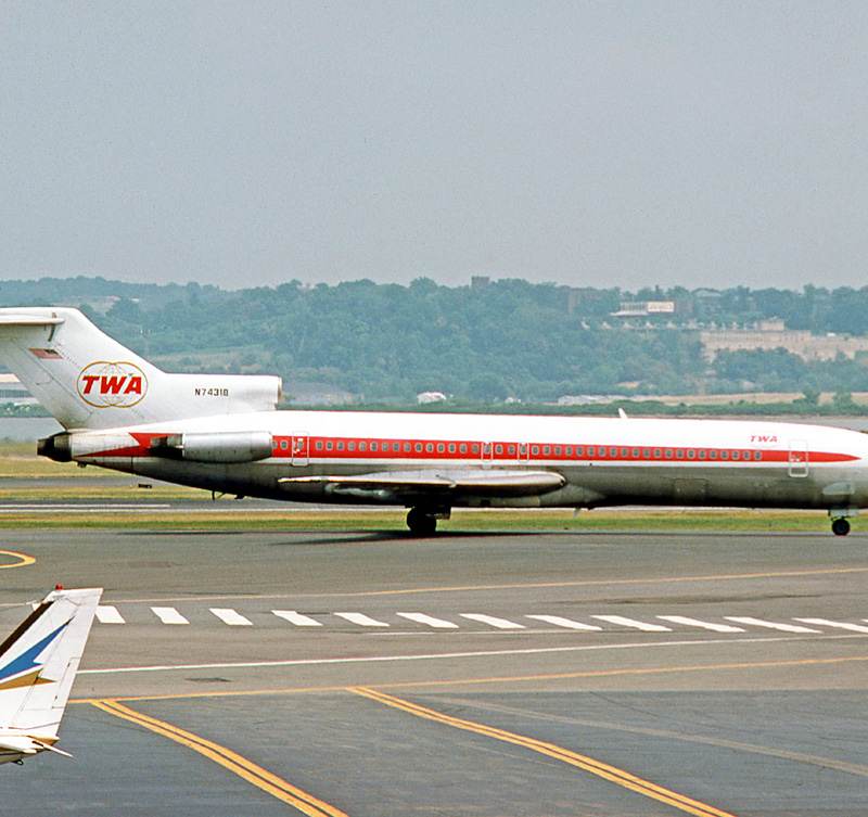 N74318 - Aircraft