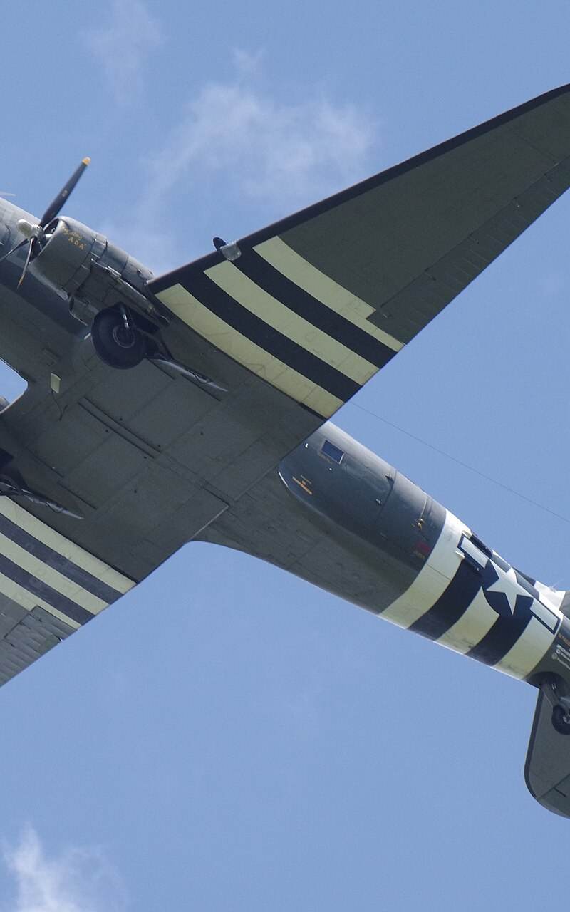 N74589 - Warbird