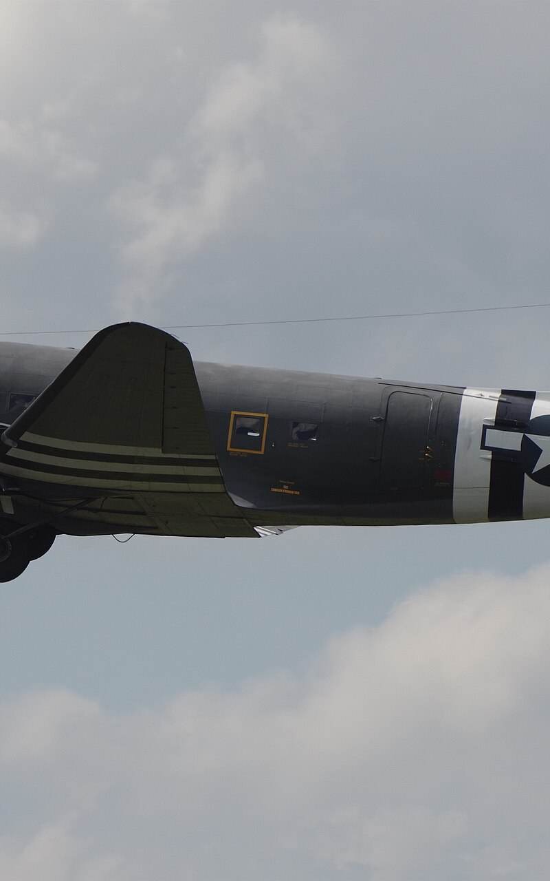 N74589 - Douglas