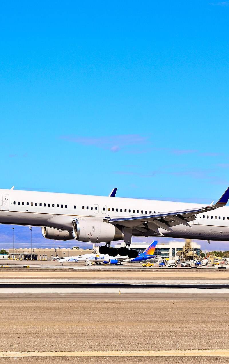 N74856 - Boeing