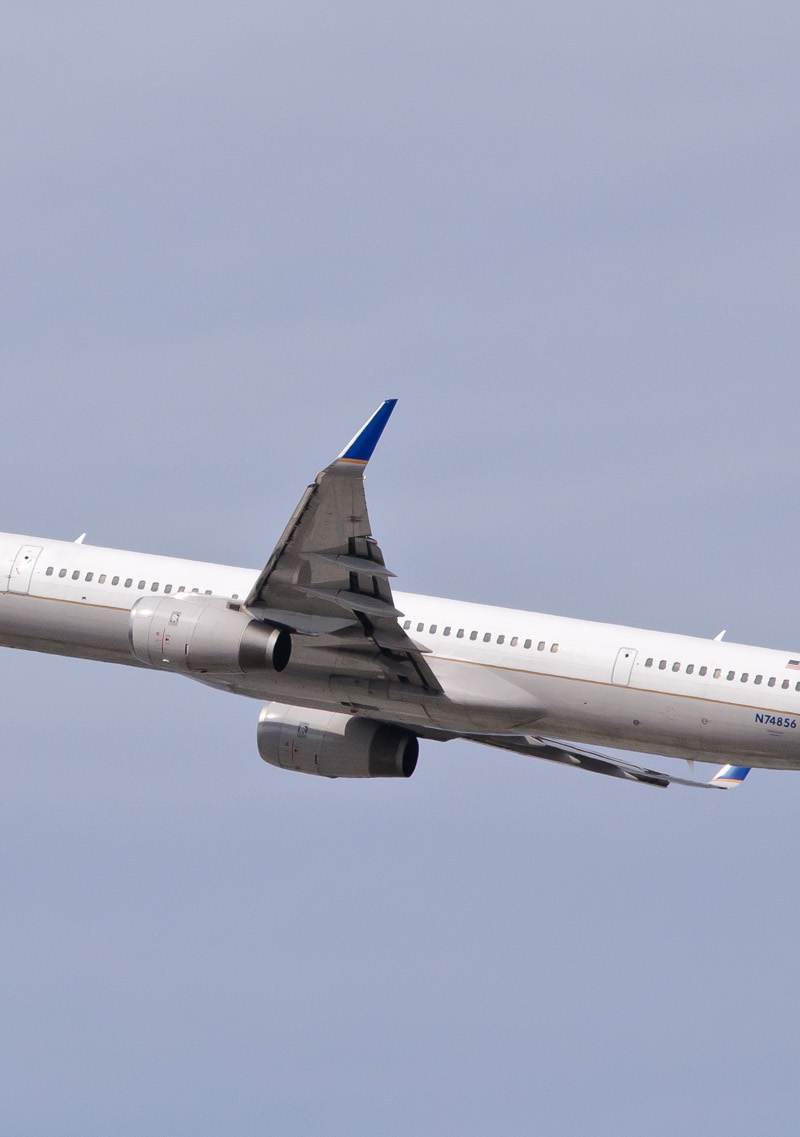 N74856 - Twin-engine aircraft