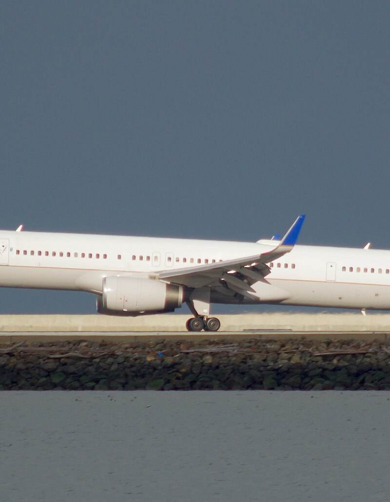 N74856 - Twin-engine aircraft