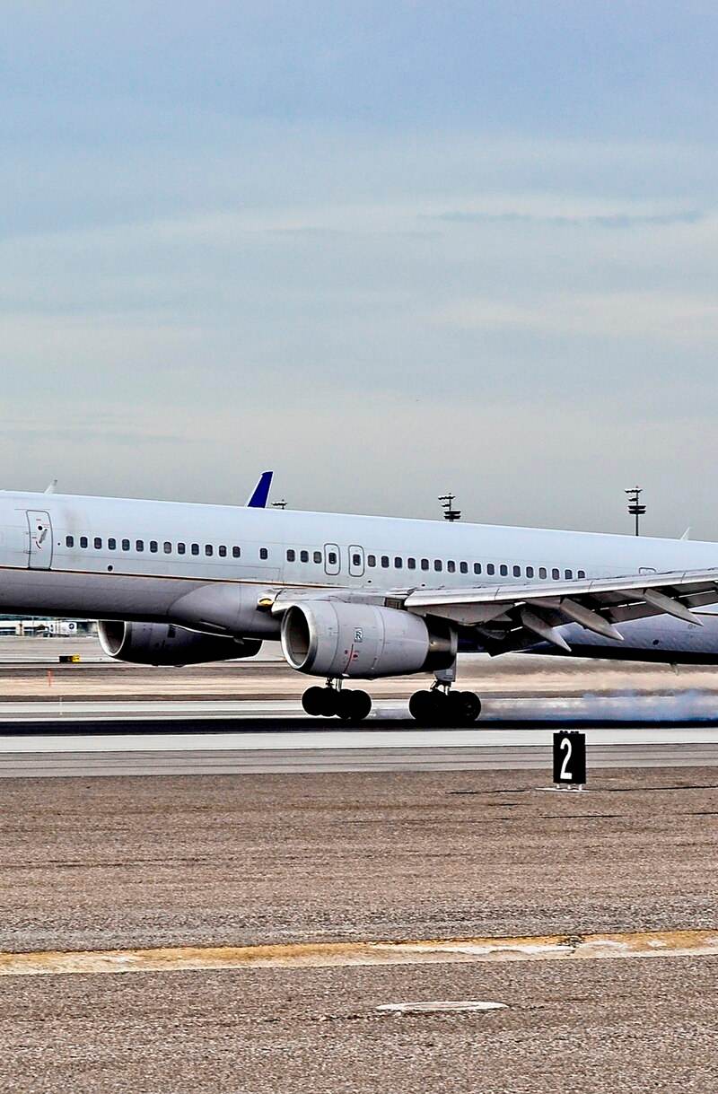 N75851 - Boeing