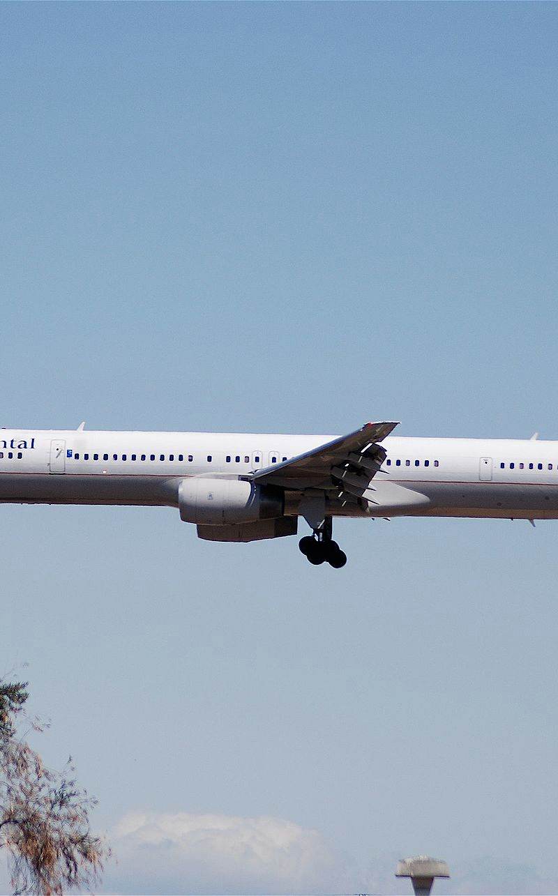 N75858 - Boeing