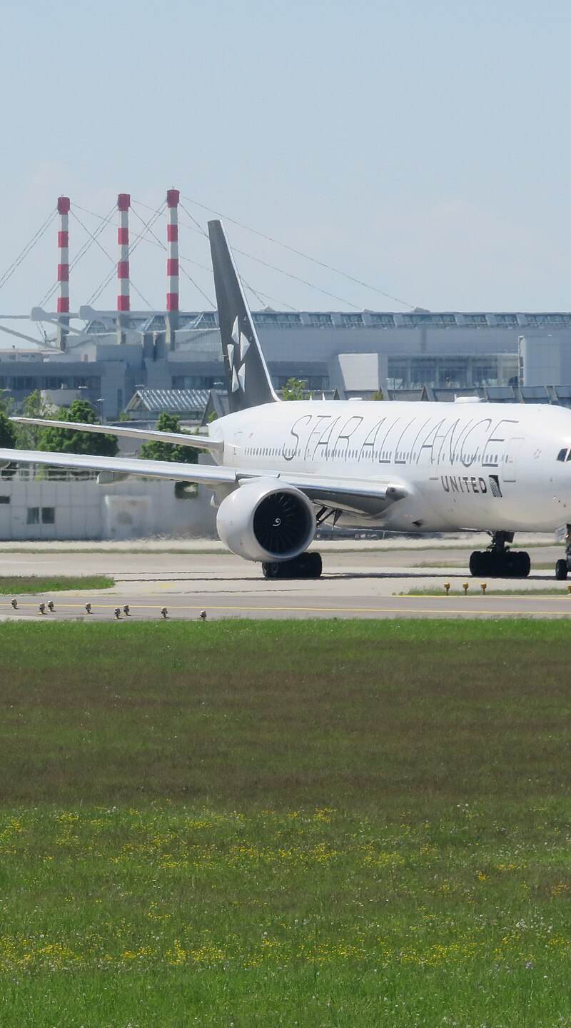 N76021 - Boeing