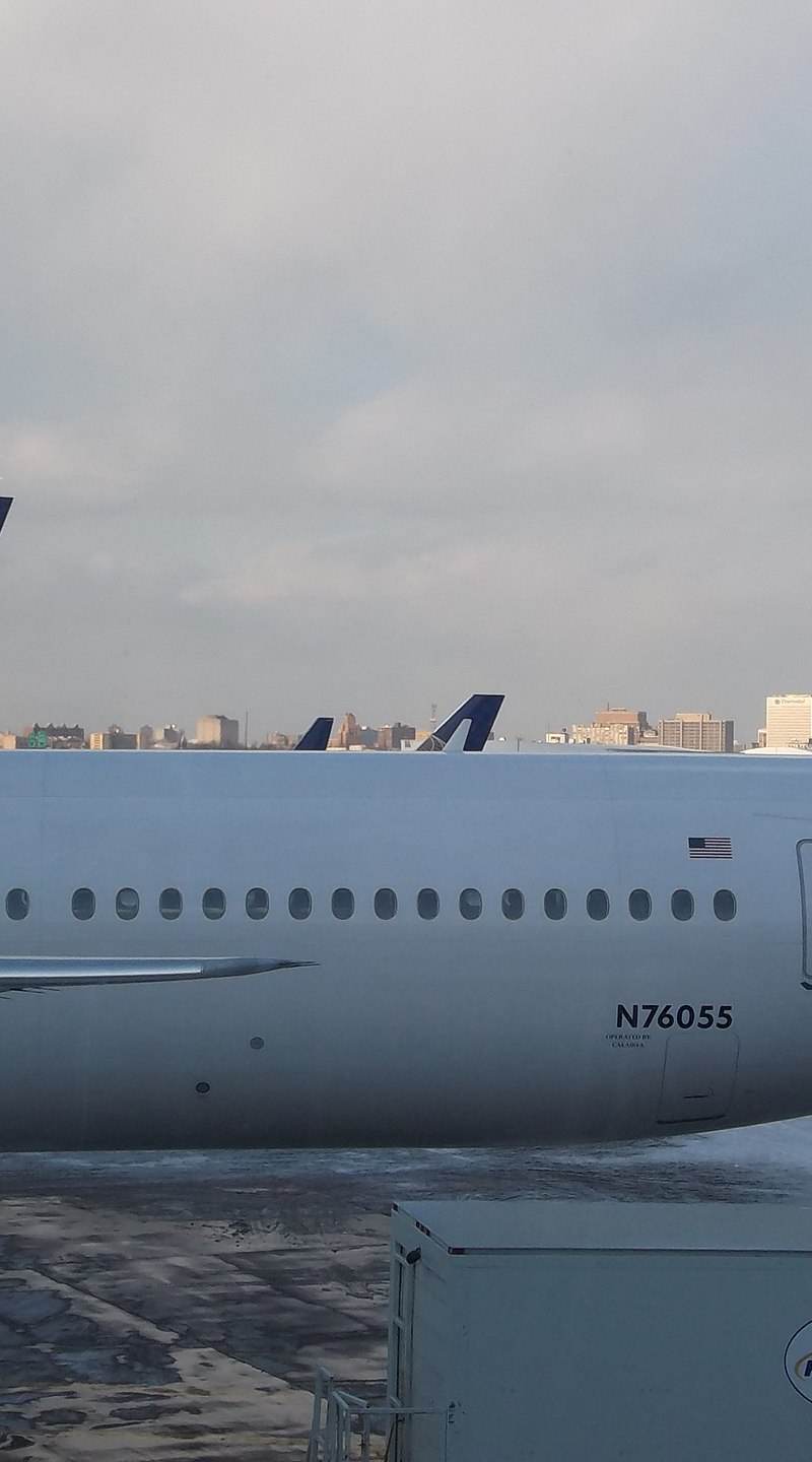 N76055 - Aircraft