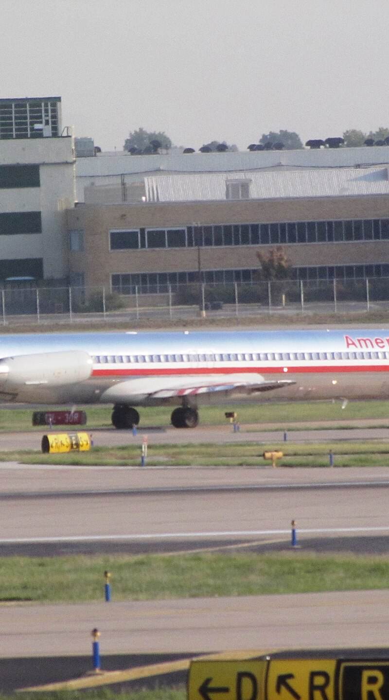 N76200 - Douglas