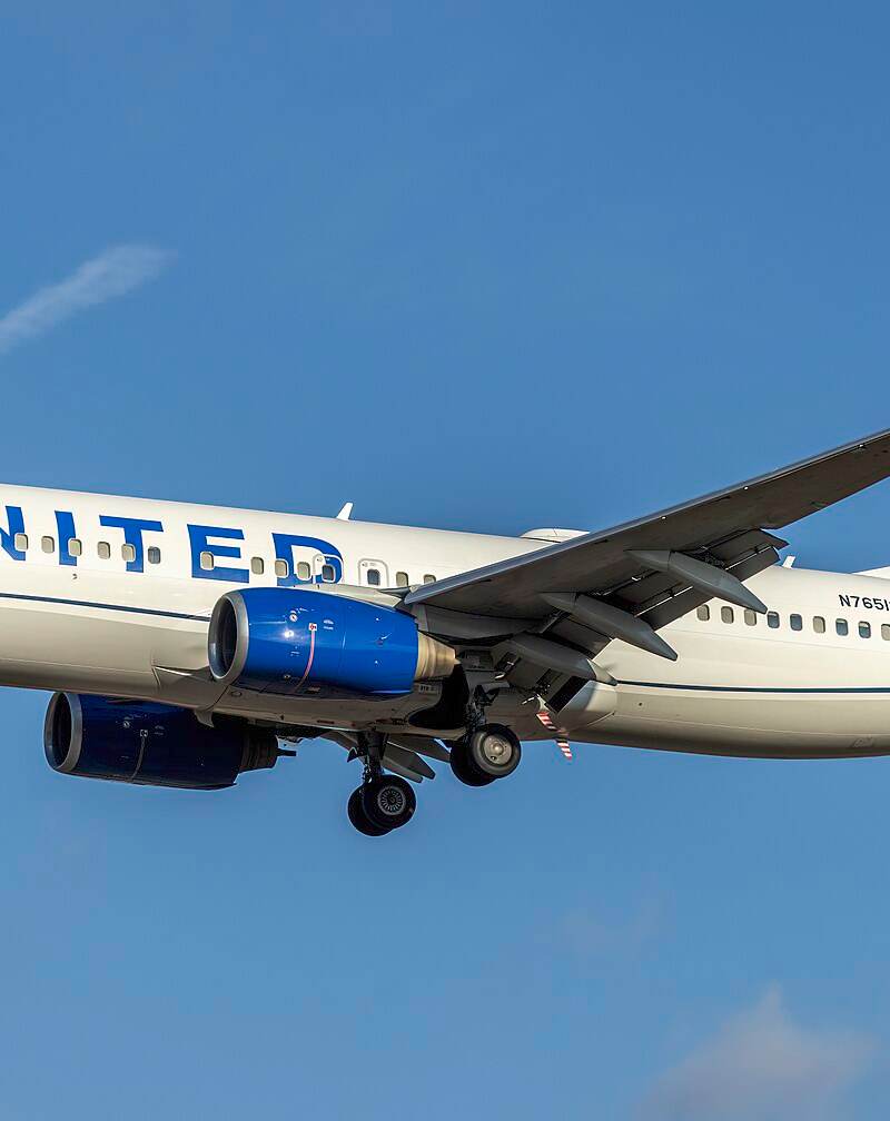 N76519 - Boeing