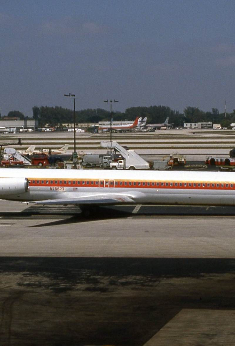 N76823 - Douglas