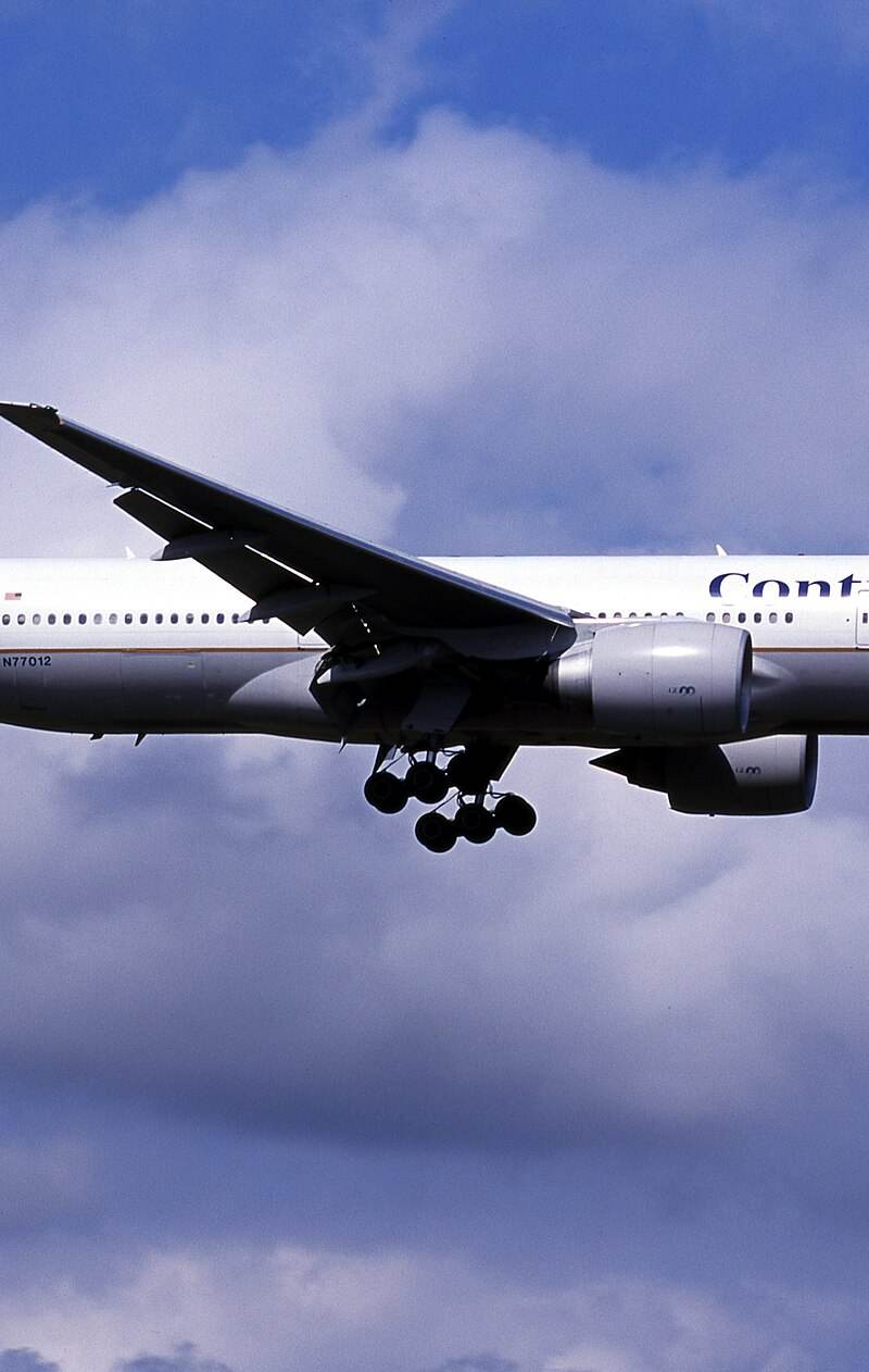N77012 - Boeing