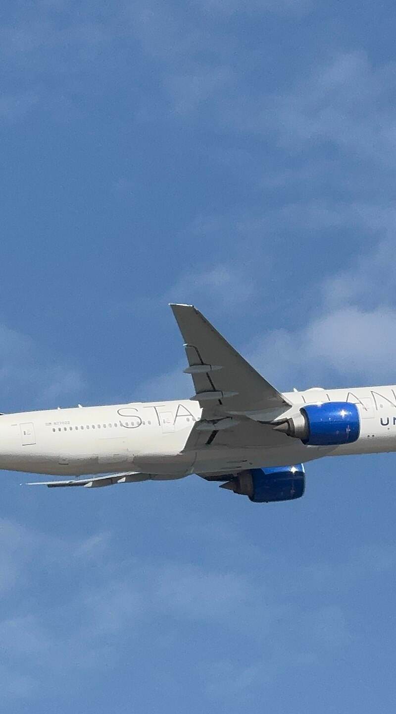 N77022 - Boeing