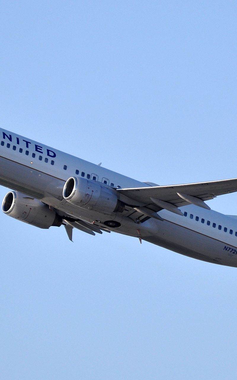 N77296 - Twin-engine aircraft