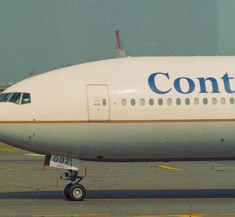 N78002 - Aircraft