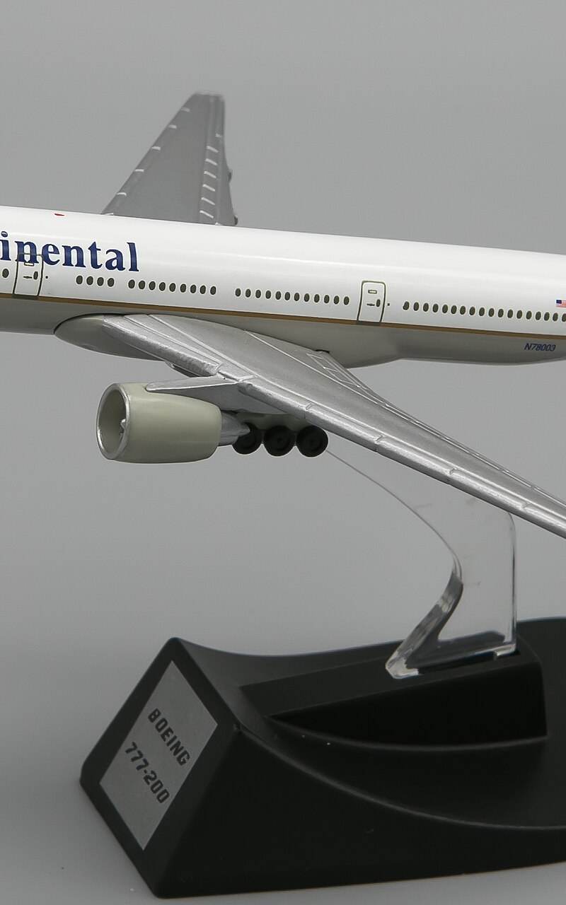 N78003 - Boeing