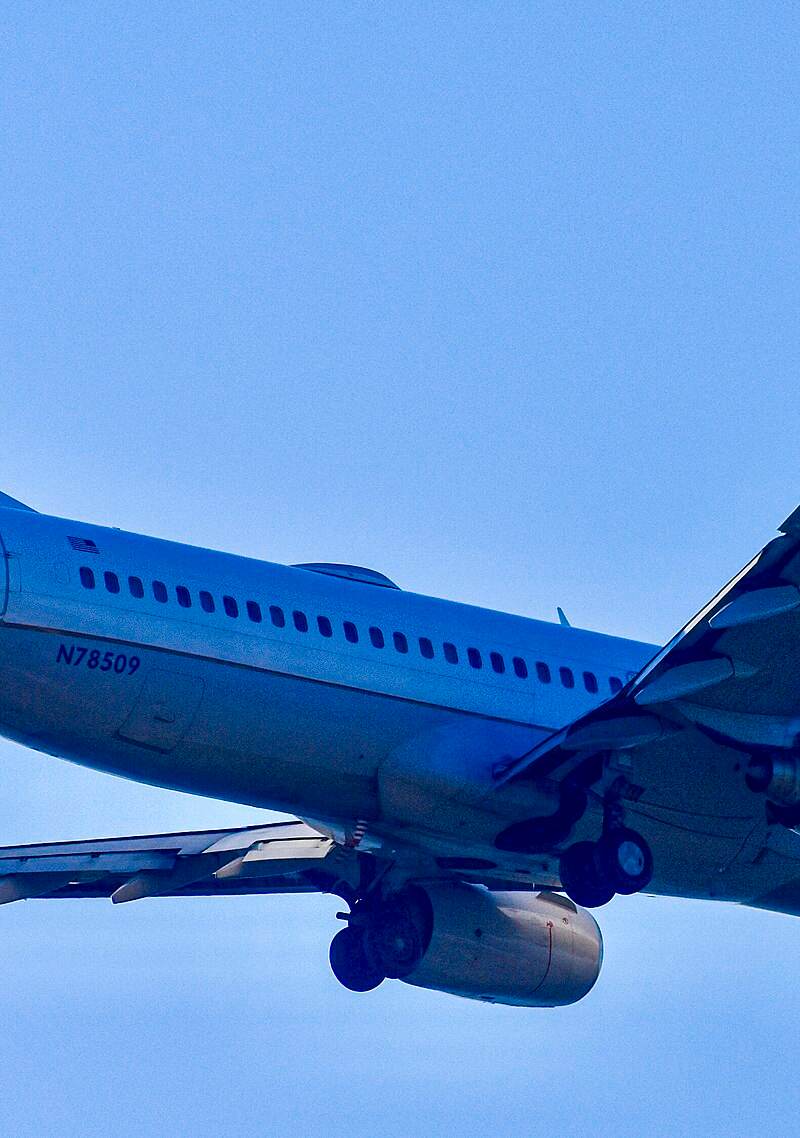 N78509 - Twin-engine aircraft