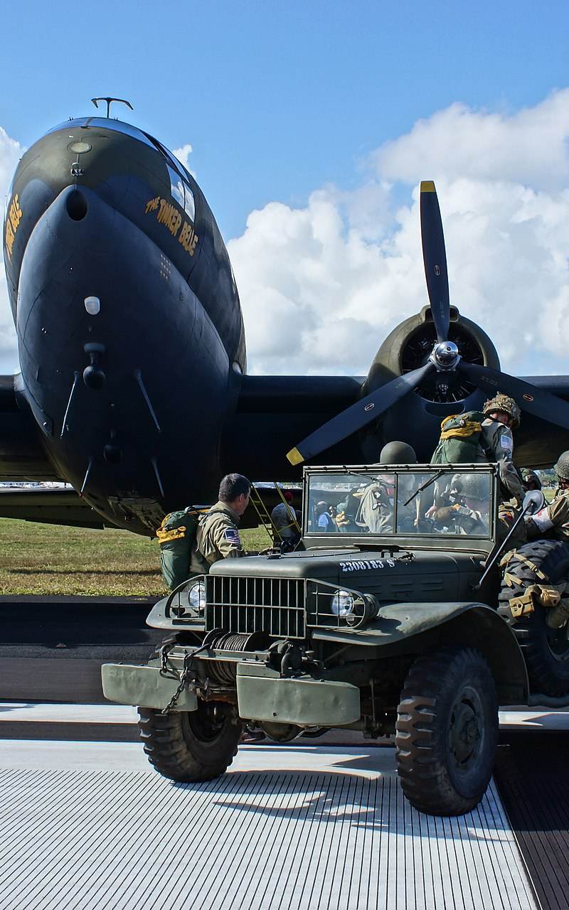  - Twin-engine aircraft