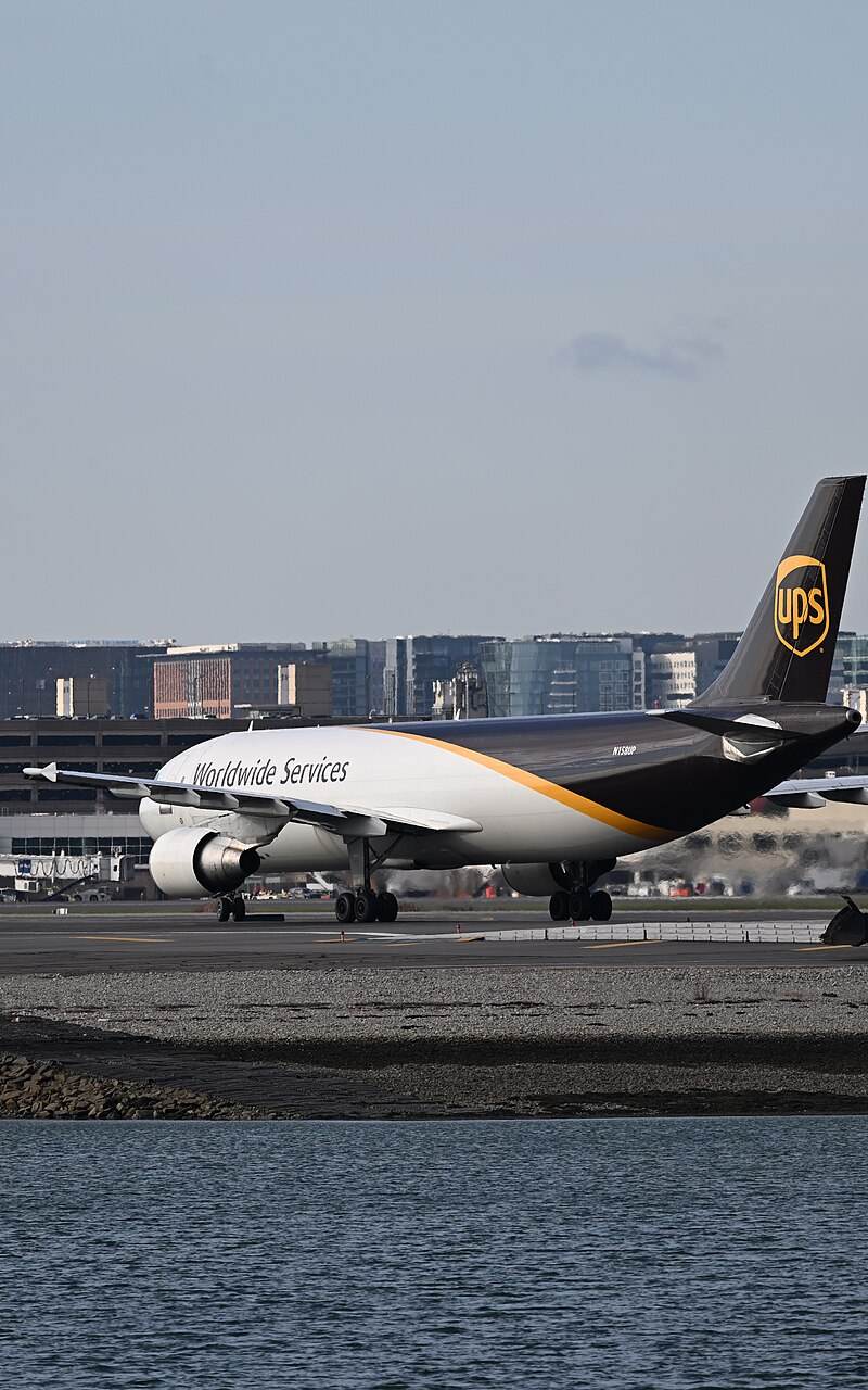 N158UP - Twin-engine aircraft