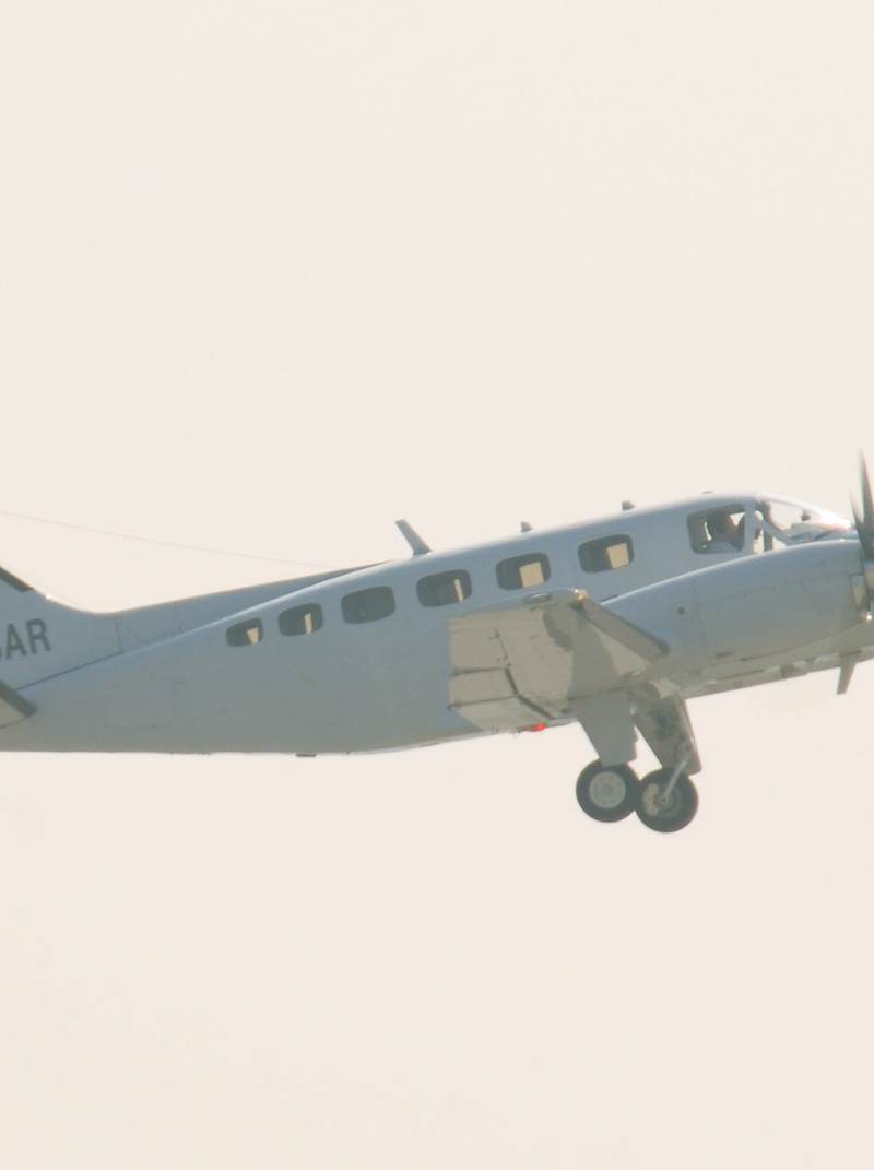 G-USAR - Twin-engine aircraft